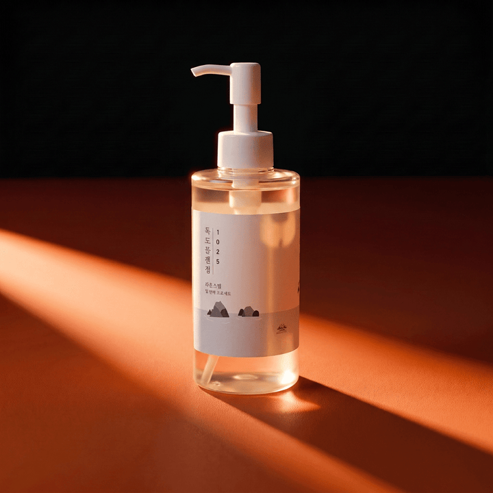 Round Lab 1025 Dokdo Cleansing Oil - SkinNova