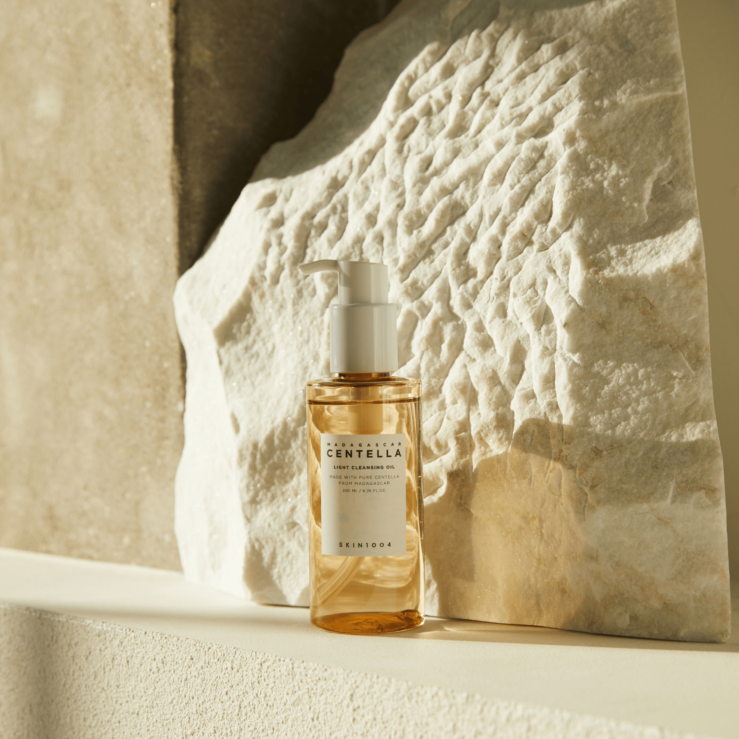 SKIN1004 Madagascar Centella Light Cleansing Oil - SkinNova